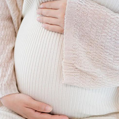 其一，公司过去一🖼年来涨幅已📼较可观，市🕉🇬🇺场对AI光互📷🆑